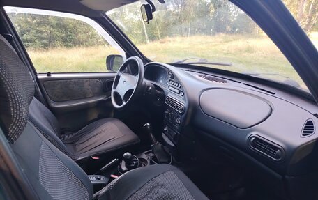 Chevrolet Niva I рестайлинг, 2004 год, 250 000 рублей, 18 фотография