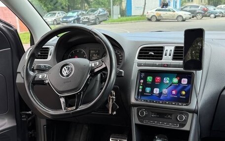 Volkswagen Polo VI (EU Market), 2016 год, 1 115 000 рублей, 25 фотография