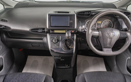 Toyota Wish II, 2010 год, 999 000 рублей, 10 фотография