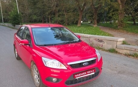 Ford Focus II рестайлинг, 2010 год, 830 000 рублей, 2 фотография