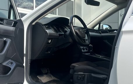 Volkswagen Passat B8 рестайлинг, 2015 год, 2 150 000 рублей, 11 фотография