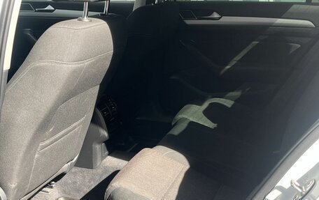 Volkswagen Passat B8 рестайлинг, 2015 год, 2 150 000 рублей, 20 фотография