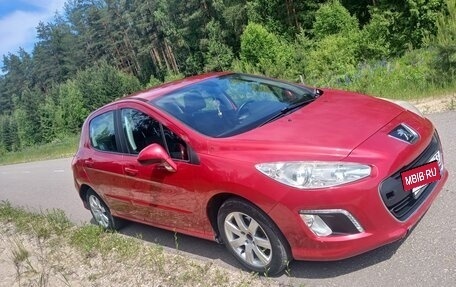 Peugeot 308 II, 2011 год, 450 000 рублей, 2 фотография
