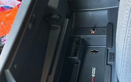 Peugeot 3008 I рестайлинг, 2012 год, 560 000 рублей, 15 фотография