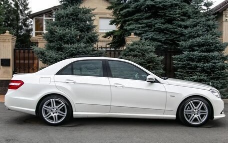 Mercedes-Benz E-Класс, 2012 год, 2 099 000 рублей, 7 фотография