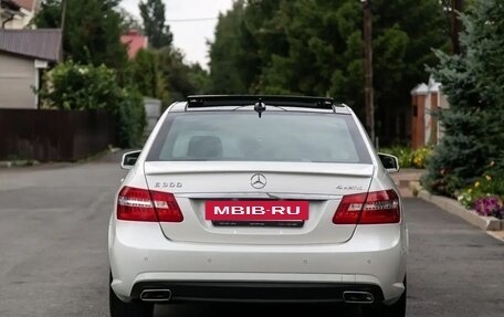 Mercedes-Benz E-Класс, 2012 год, 2 099 000 рублей, 9 фотография