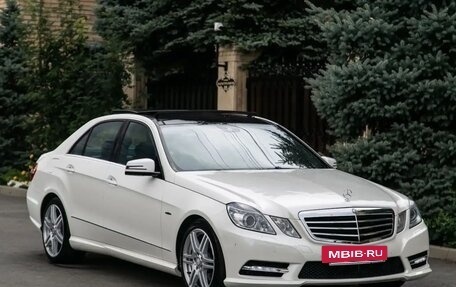 Mercedes-Benz E-Класс, 2012 год, 2 099 000 рублей, 6 фотография