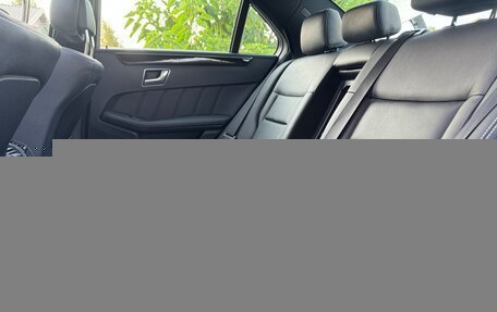 Mercedes-Benz E-Класс, 2012 год, 2 099 000 рублей, 29 фотография