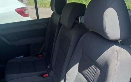 Volkswagen Touran III, 2008 год, 605 000 рублей, 3 фотография