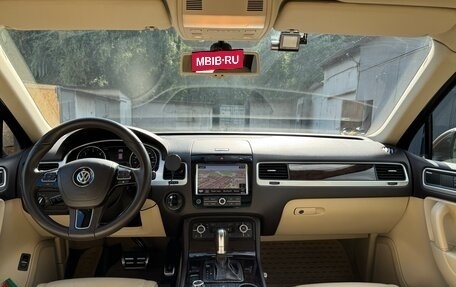 Volkswagen Touareg III, 2011 год, 2 000 000 рублей, 7 фотография