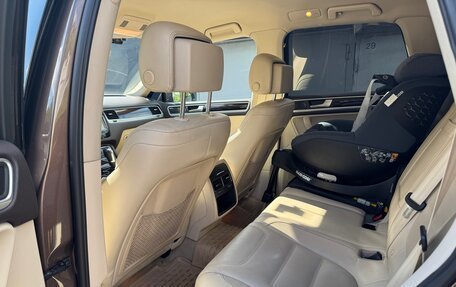 Volkswagen Touareg III, 2011 год, 2 000 000 рублей, 6 фотография