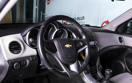 Chevrolet Cruze II, 2013 год, 880 000 рублей, 6 фотография