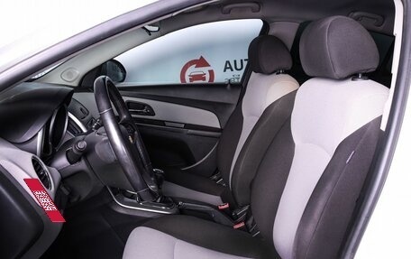 Chevrolet Cruze II, 2013 год, 880 000 рублей, 7 фотография