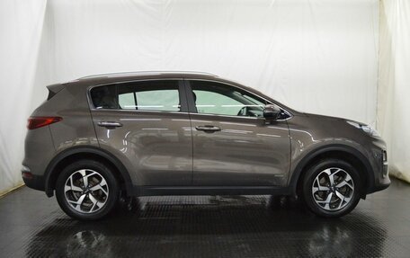 KIA Sportage IV рестайлинг, 2019 год, 2 100 000 рублей, 4 фотография