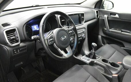 KIA Sportage IV рестайлинг, 2019 год, 2 100 000 рублей, 10 фотография