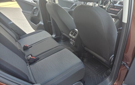 Volkswagen Tiguan II, 2021 год, 2 490 000 рублей, 16 фотография