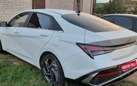 Hyundai Elantra, 2023 год, 2 377 000 рублей, 4 фотография