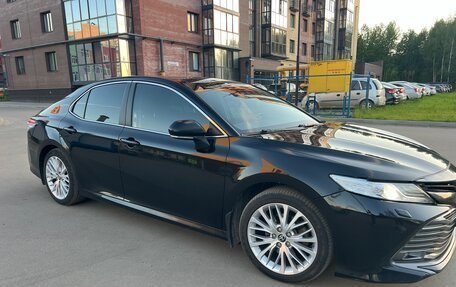 Toyota Camry, 2018 год, 2 250 000 рублей, 2 фотография