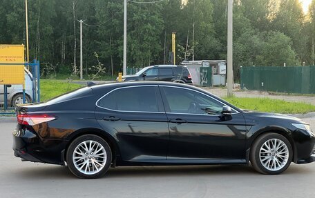 Toyota Camry, 2018 год, 2 250 000 рублей, 7 фотография