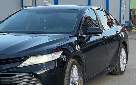Toyota Camry, 2018 год, 2 250 000 рублей, 3 фотография
