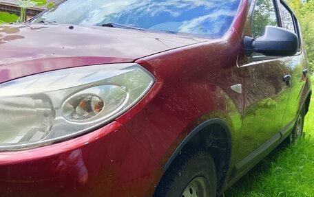 Renault Sandero I, 2012 год, 645 000 рублей, 1 фотография