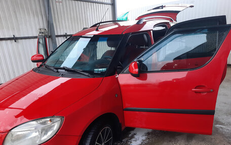 Skoda Roomster, 2010 год, 570 000 рублей, 1 фотография