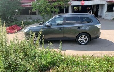 Mitsubishi Outlander III рестайлинг 3, 2014 год, 1 370 000 рублей, 1 фотография