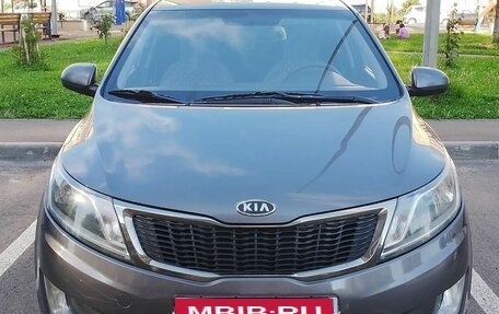 KIA Rio III рестайлинг, 2011 год, 600 000 рублей, 1 фотография