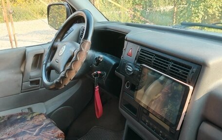 Volkswagen Transporter T4, 2002 год, 750 000 рублей, 9 фотография