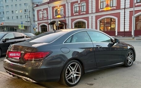 Mercedes-Benz E-Класс, 2014 год, 2 400 000 рублей, 4 фотография