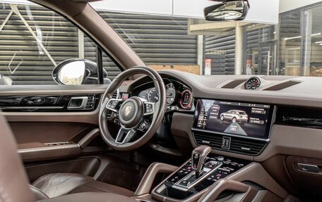 Porsche Cayenne III, 2018 год, 6 300 000 рублей, 24 фотография