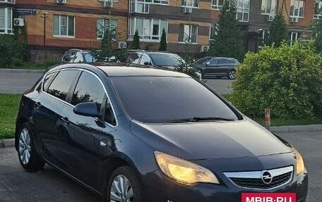 Opel Astra J, 2012 год, 720 000 рублей, 2 фотография
