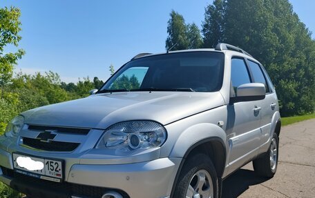 Chevrolet Niva I рестайлинг, 2012 год, 498 000 рублей, 4 фотография