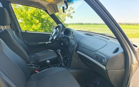 Chevrolet Niva I рестайлинг, 2012 год, 498 000 рублей, 3 фотография