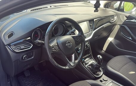 Opel Astra J, 2016 год, 910 000 рублей, 9 фотография