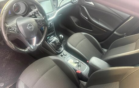 Opel Astra J, 2016 год, 910 000 рублей, 15 фотография