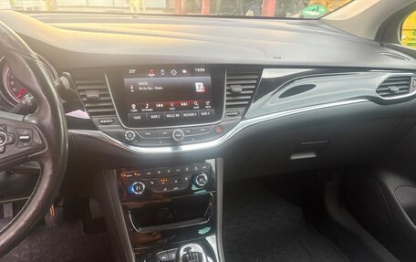 Opel Astra J, 2016 год, 910 000 рублей, 19 фотография