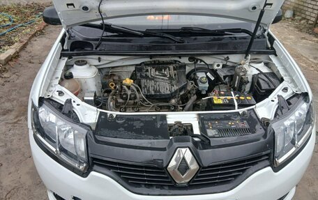 Renault Logan II, 2017 год, 350 000 рублей, 7 фотография