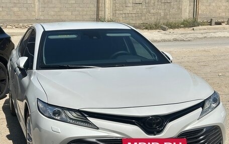 Toyota Camry, 2019 год, 2 670 000 рублей, 12 фотография