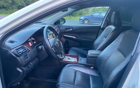 Toyota Camry, 2013 год, 1 750 000 рублей, 8 фотография