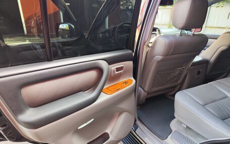 Toyota Land Cruiser 100 рестайлинг 2, 2007 год, 2 350 000 рублей, 9 фотография