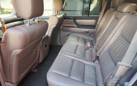 Toyota Land Cruiser 100 рестайлинг 2, 2007 год, 2 350 000 рублей, 10 фотография