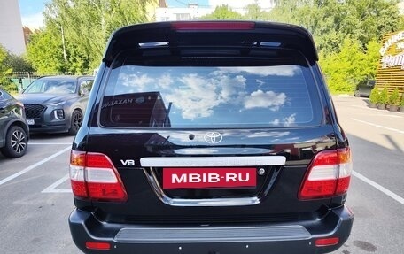 Toyota Land Cruiser 100 рестайлинг 2, 2007 год, 2 350 000 рублей, 5 фотография
