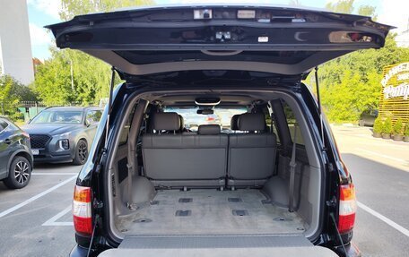 Toyota Land Cruiser 100 рестайлинг 2, 2007 год, 2 350 000 рублей, 31 фотография