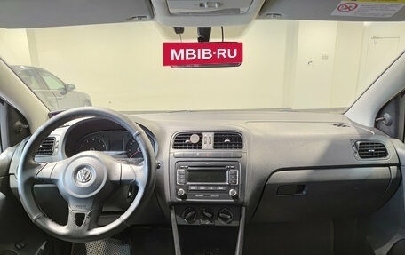 Volkswagen Polo VI (EU Market), 2013 год, 690 000 рублей, 18 фотография