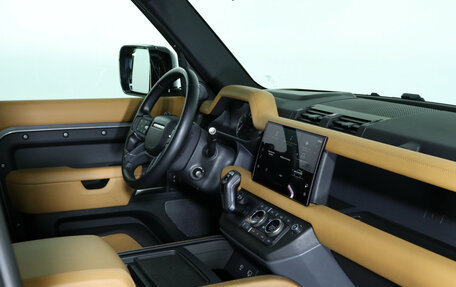 Land Rover Defender II, 2023 год, 9 600 000 рублей, 11 фотография
