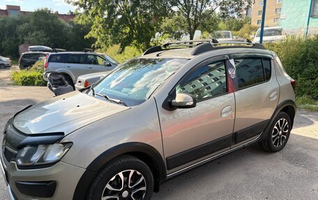 Renault Sandero II рестайлинг, 2016 год, 900 000 рублей, 3 фотография