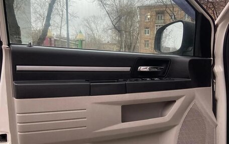 Dodge Caravan V, 2007 год, 1 200 000 рублей, 29 фотография