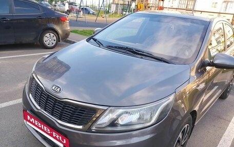 KIA Rio III рестайлинг, 2011 год, 600 000 рублей, 3 фотография