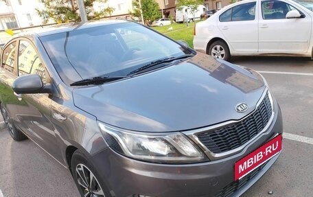 KIA Rio III рестайлинг, 2011 год, 600 000 рублей, 2 фотография